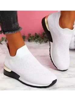 Breathable Flyknit Elastic Sneaker