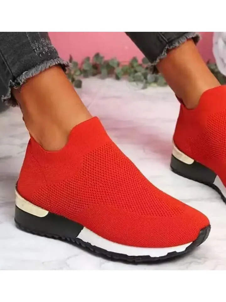 Breathable Flyknit Elastic Sneaker