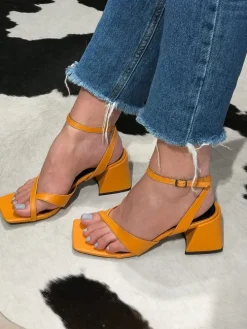 Crisscross Square Chunky Open Toe Heel