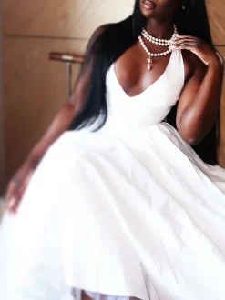 Elegant Halter Neck Solid Color Dress