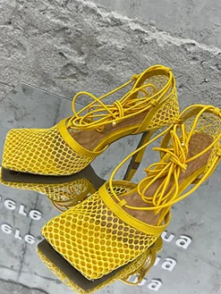 Hollow Out Crossed Straps High Heel Sandal