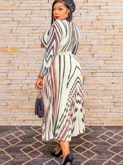 Long Sleeves Pleated Maxi Dresss