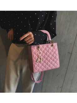 Pendant Simple Quilted Crossbody Bag