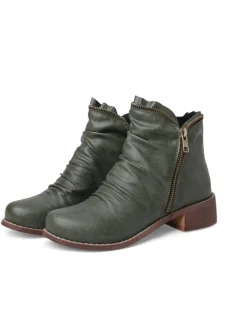 Plus Size Chelsea Side Zipper Ankle Boots