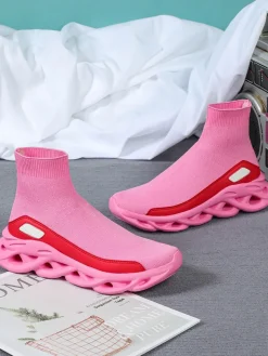 Plus Size Knit Slip-On Sock Sneakers