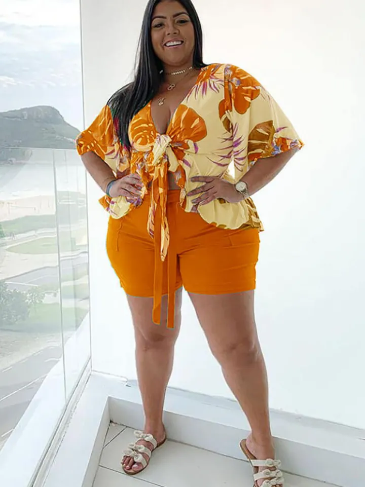 Plus Size Lace Up Ruffle Sleeve Floral Shorts Set