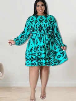 Plus Size Long Sleeves Round Neck Midi Dress