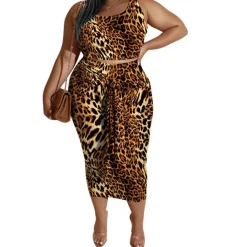 Plus Size Print Sleeveless Top Skirt Set