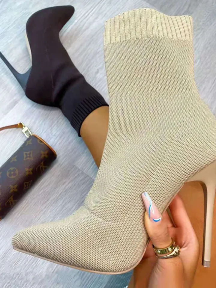Ribbed Knit Solid Color Anklet Boots