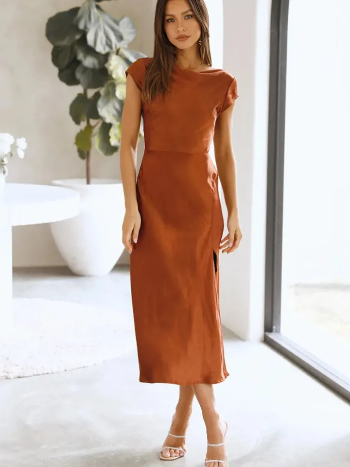 Satin Sleeveless Blackless Midi Dress