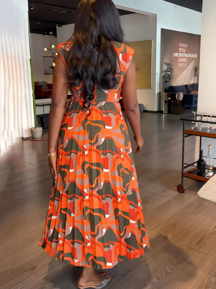 Sleeveless Printed Pleated Bodycon Maxi Dress