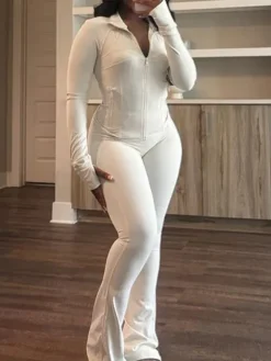 Two Pieces Sporty Fitted Flare Pants Set